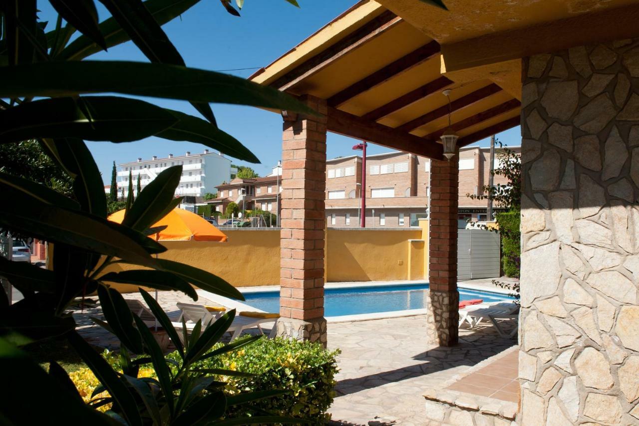 L' EscalaLa Marinada别墅 外观 照片